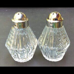 Vintage Anchor Hocking Clear Glass Ribbed Salt and Pepper Shakers Metal Tops 3"